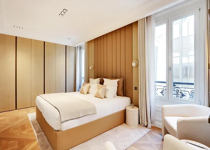 Thelander - Serviced In Le Marais *