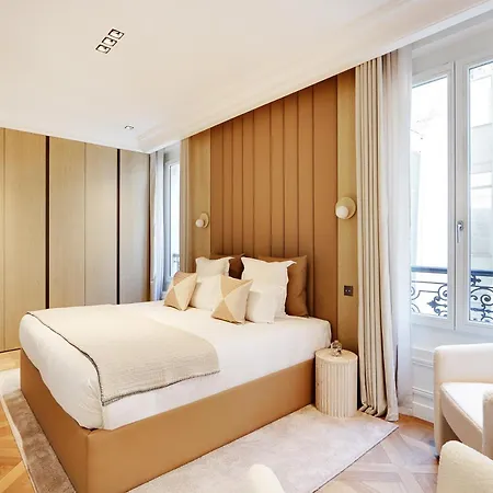 Thelander - Serviced In Le Marais *