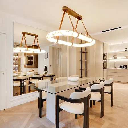 Thelander - Serviced In Le Marais * Париж